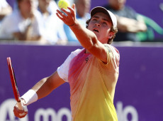 João Fonseca perde para Alexandre Müller e dá adeus ao Rio Open