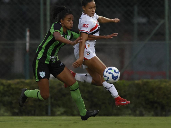 América-MG supera São Paulo por 3 a 1 no Brasileirão Feminino