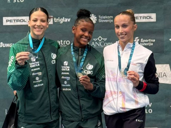 Ginástica brasileira faz dobradinhas em Copa do Mundo na Eslovênia