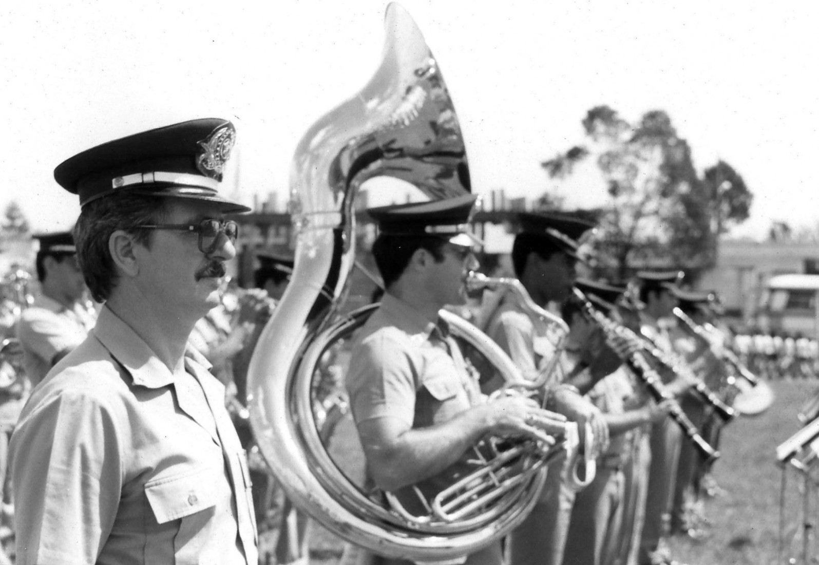 Capitão Walfredo Raymundo Pinho em primeiro plano. Sargento Valdemar Vozniak ao fundo