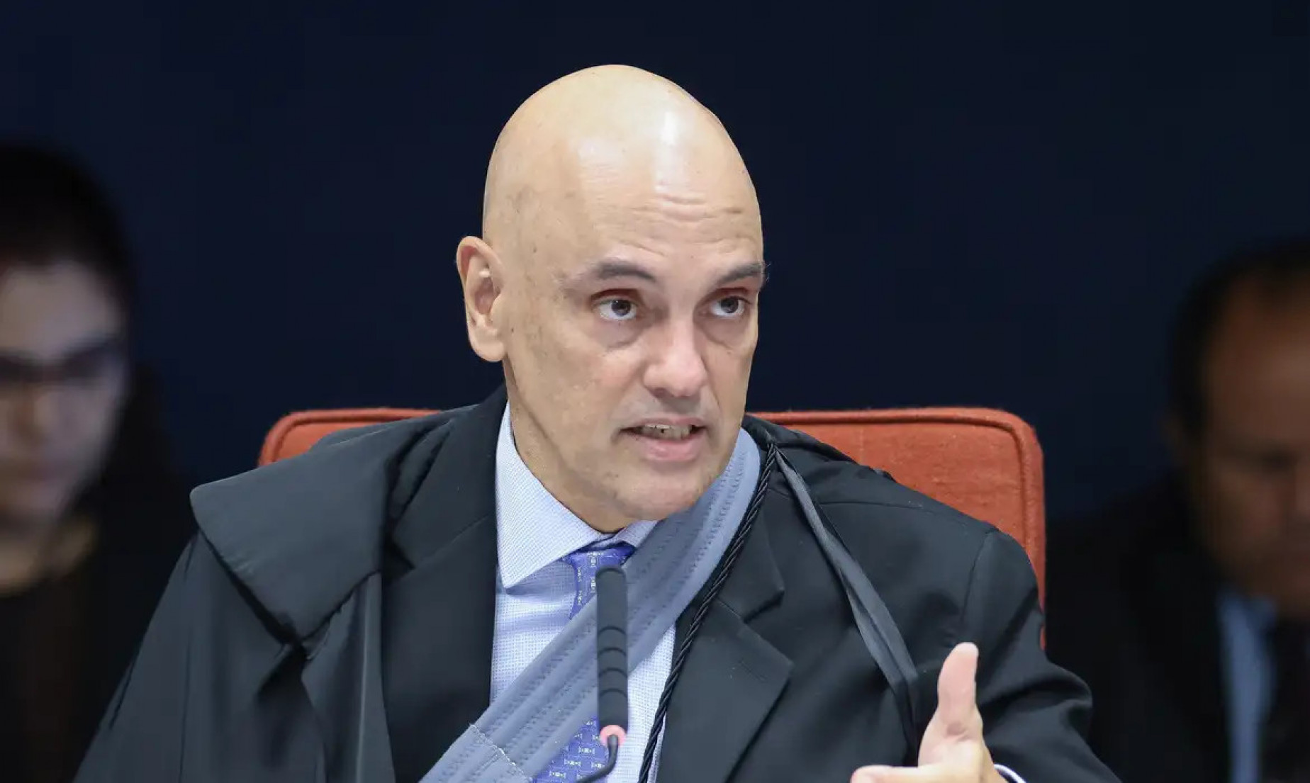 Moraes mantém transmissão de interrogatórios de réus da trama golpista