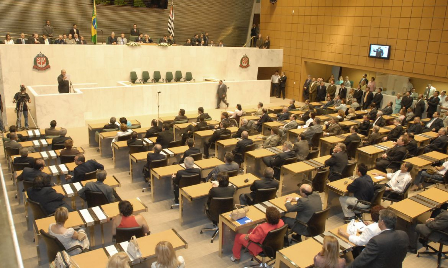 Polícia Civil vai investigar ameaças de morte a deputadas de SP