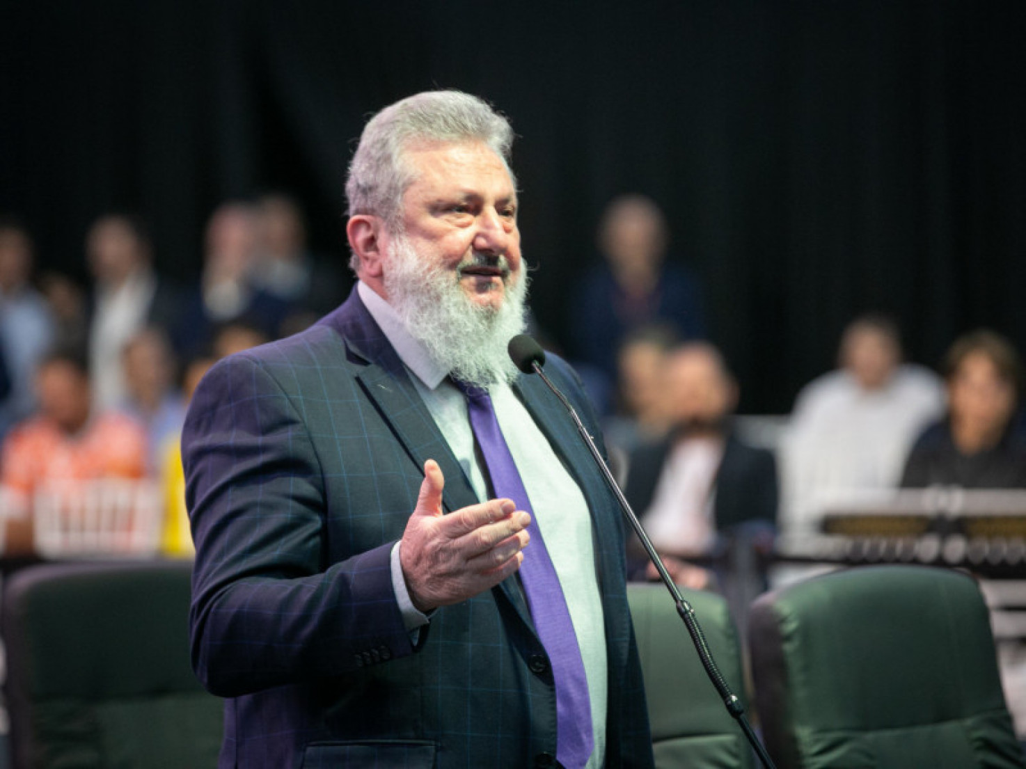 Padre Pedro comandará a Alesc com as licenças do presidente Júlio Garcia e do primeiro vice-presidente Fernando Kreling