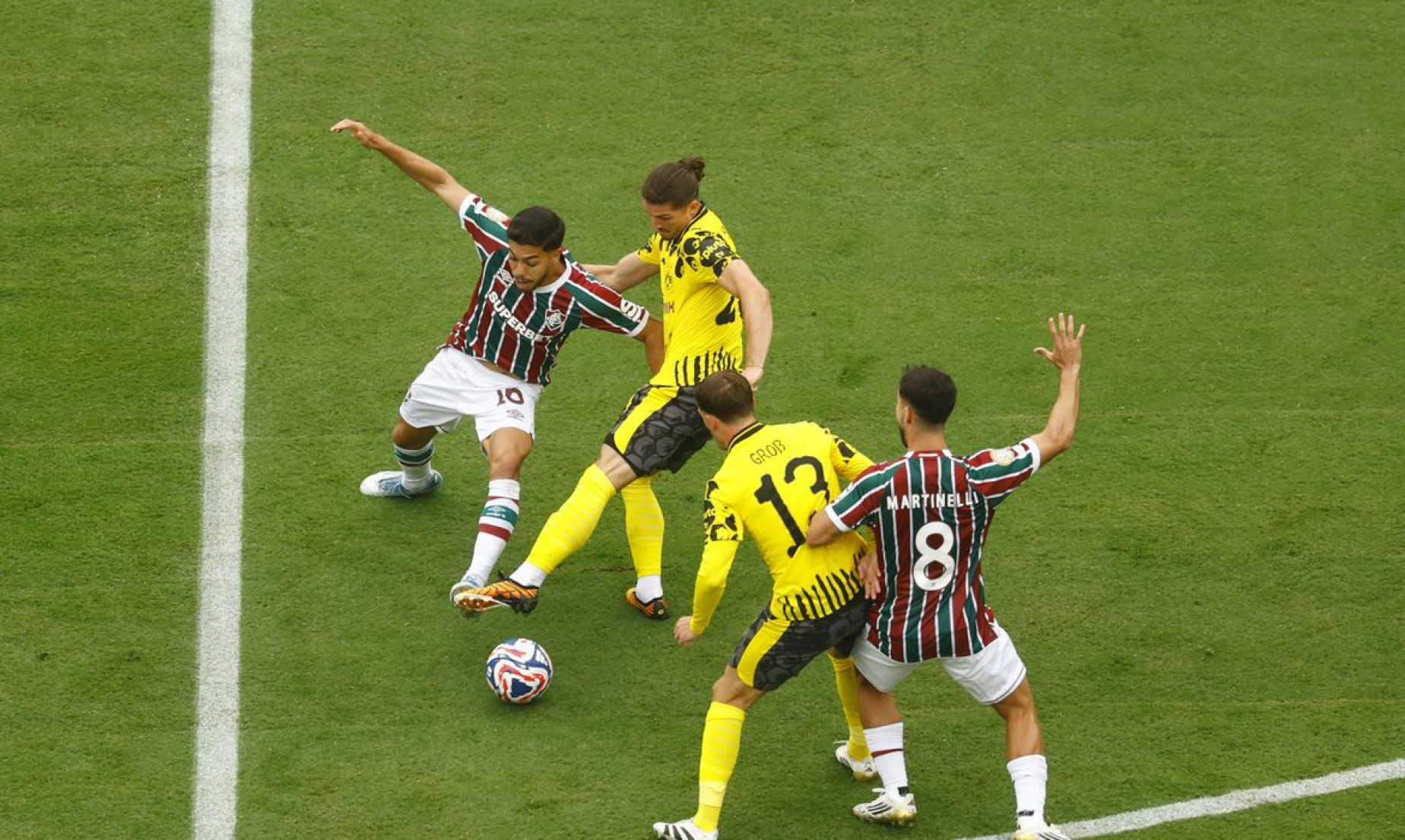 Flu domina Borussia, mas fica no 0 a 0 na estreia do Mundial de Clubes