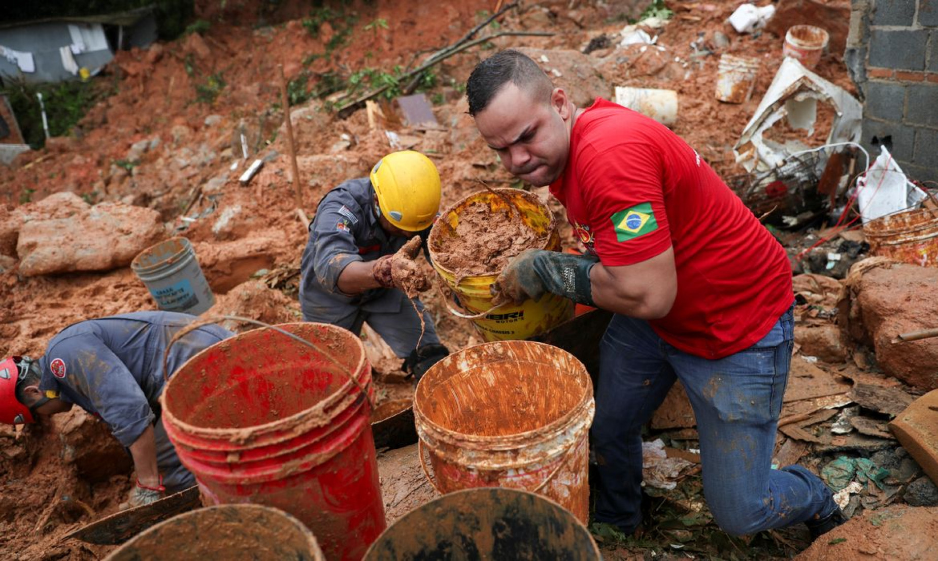TJSP mantém decisão para que Guarujá indenize vítimas de deslizamento