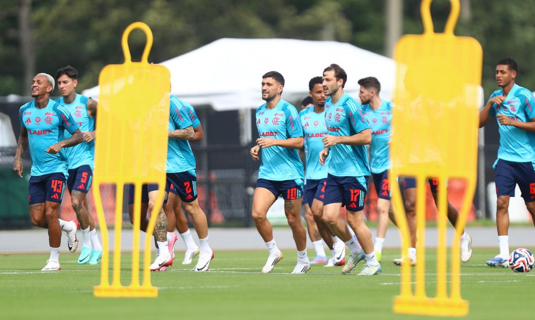 Já classificado, Flamengo enfrenta Los Angeles no Mundial de Clubes
