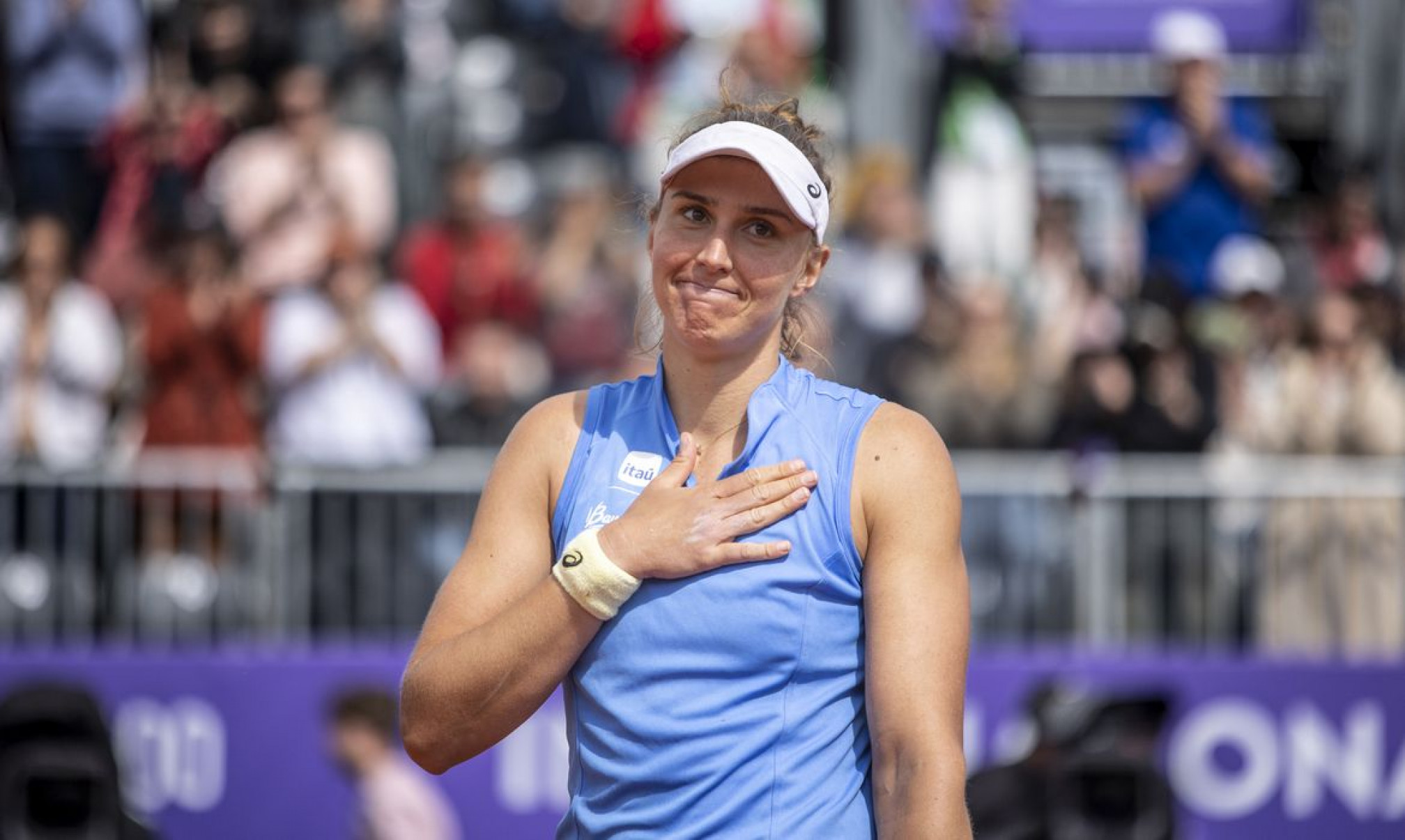 Bia Haddad e João Fonseca caem em preparatórios e rumam para Wimbledon
