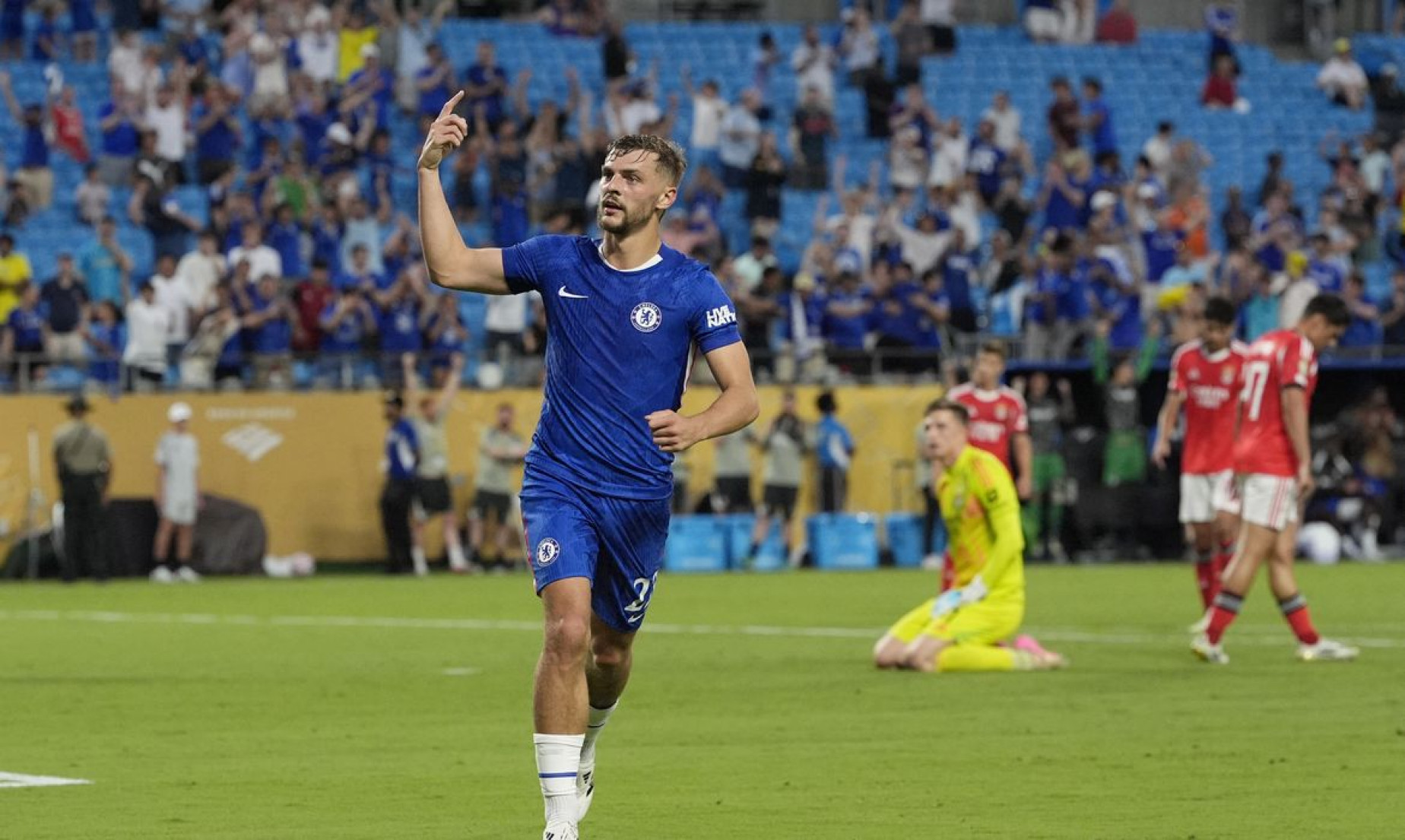 Chelsea goleia Benfica e encara o Palmeiras nas quartas nos EUA