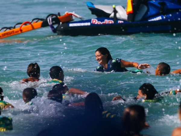 Luana Silva para em australiana e é vice-campeã em Saquarema