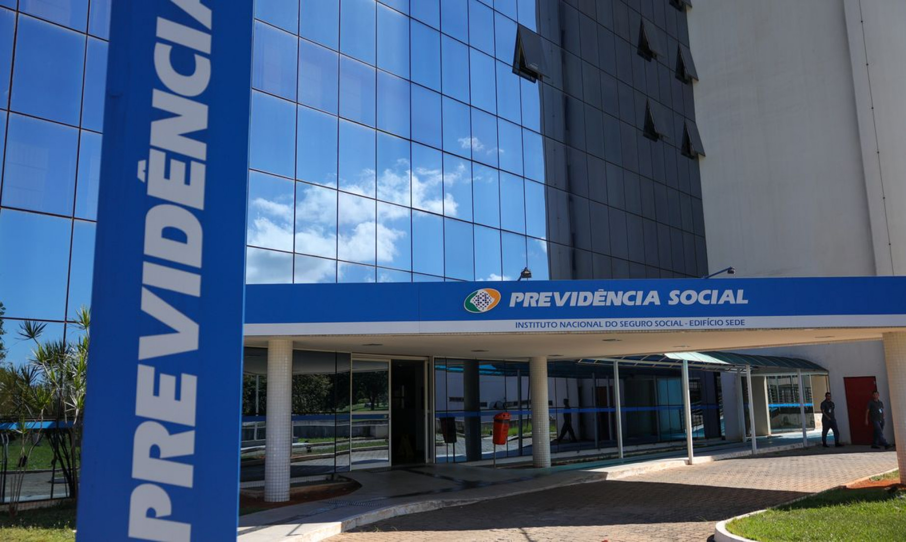 INSS: adesão a acordo de devolução de descontos ilegais começa sexta