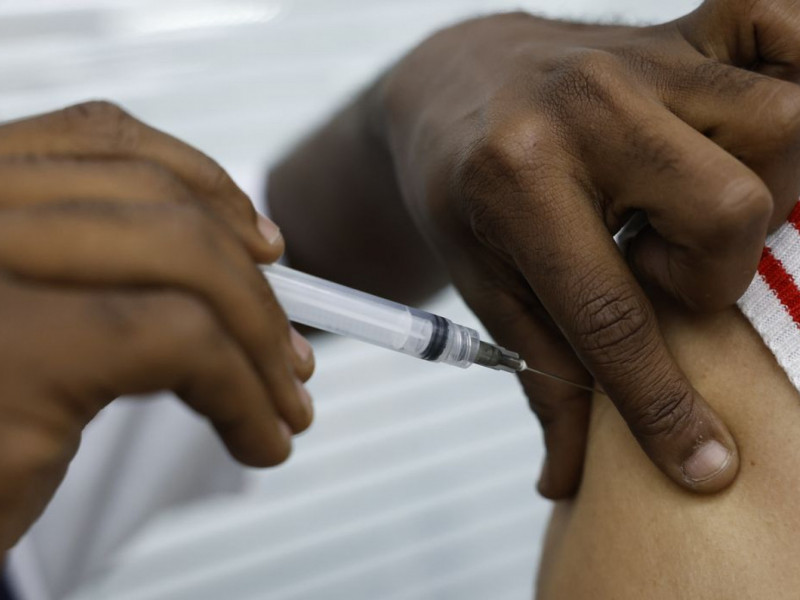 Casos de Síndrome Respiratória Aguda Grave estão em queda, diz Fiocruz
