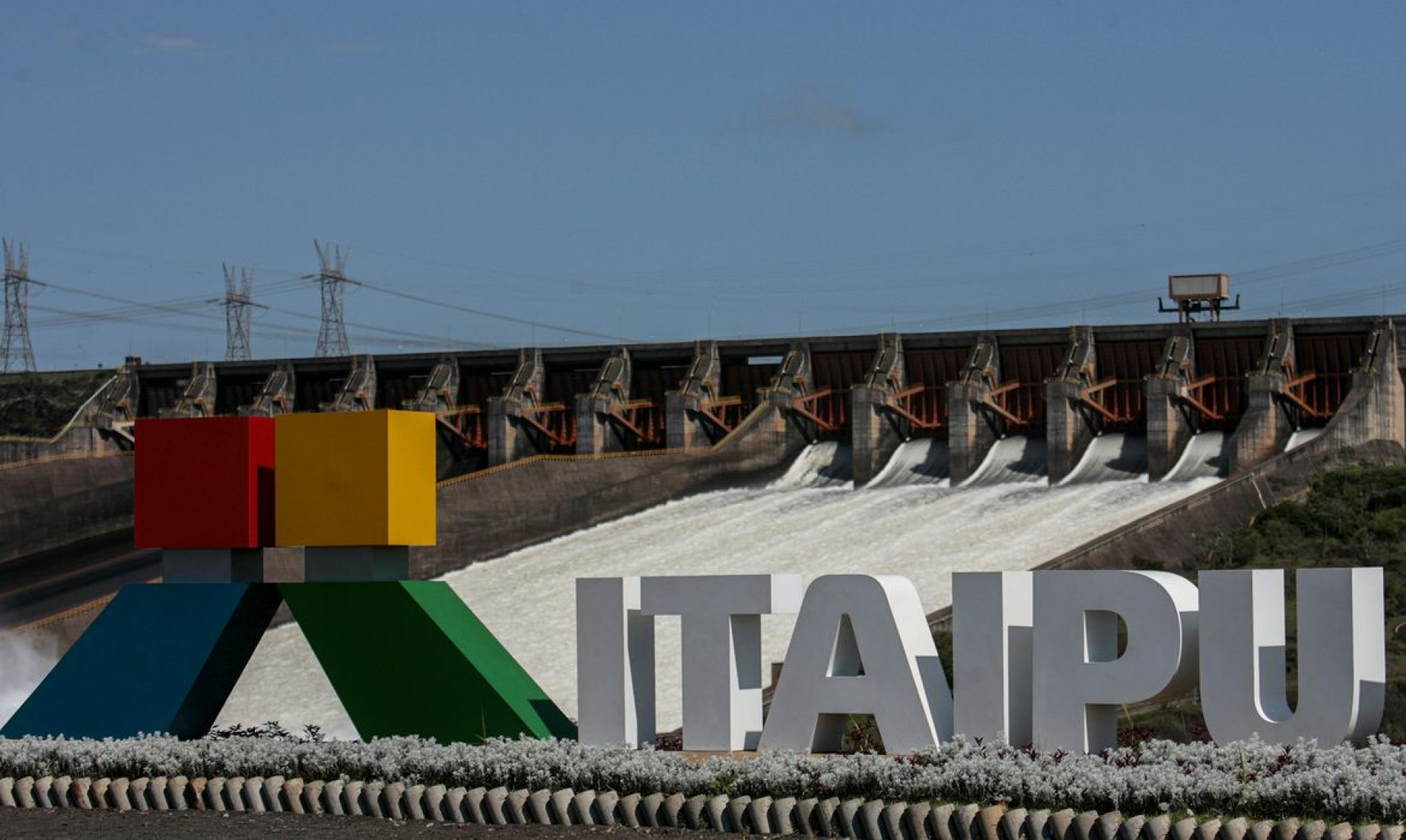 Caminhos da Reportagem apresenta projetos ambientais de Itaipu