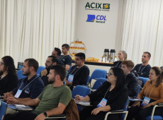 Capacitação sobre marketing e vendas abre ciclo do projeto Conecta Varejo em Xanxerê