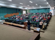 Formação continuada de profissionais da educação