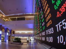 Bolsa atinge menor nível em três meses com receio de ofensiva de Trump