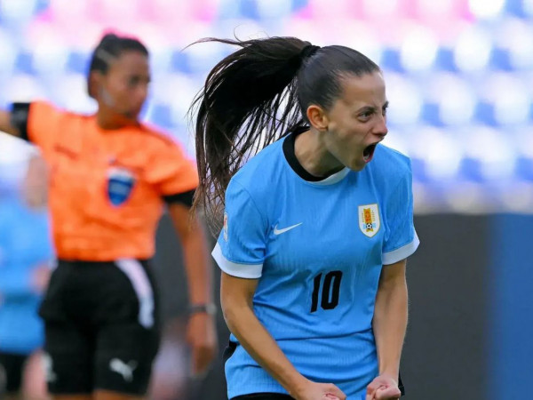Com gol &quot;brasileiro&quot;, Uruguai vence Peru pela Copa América Feminina