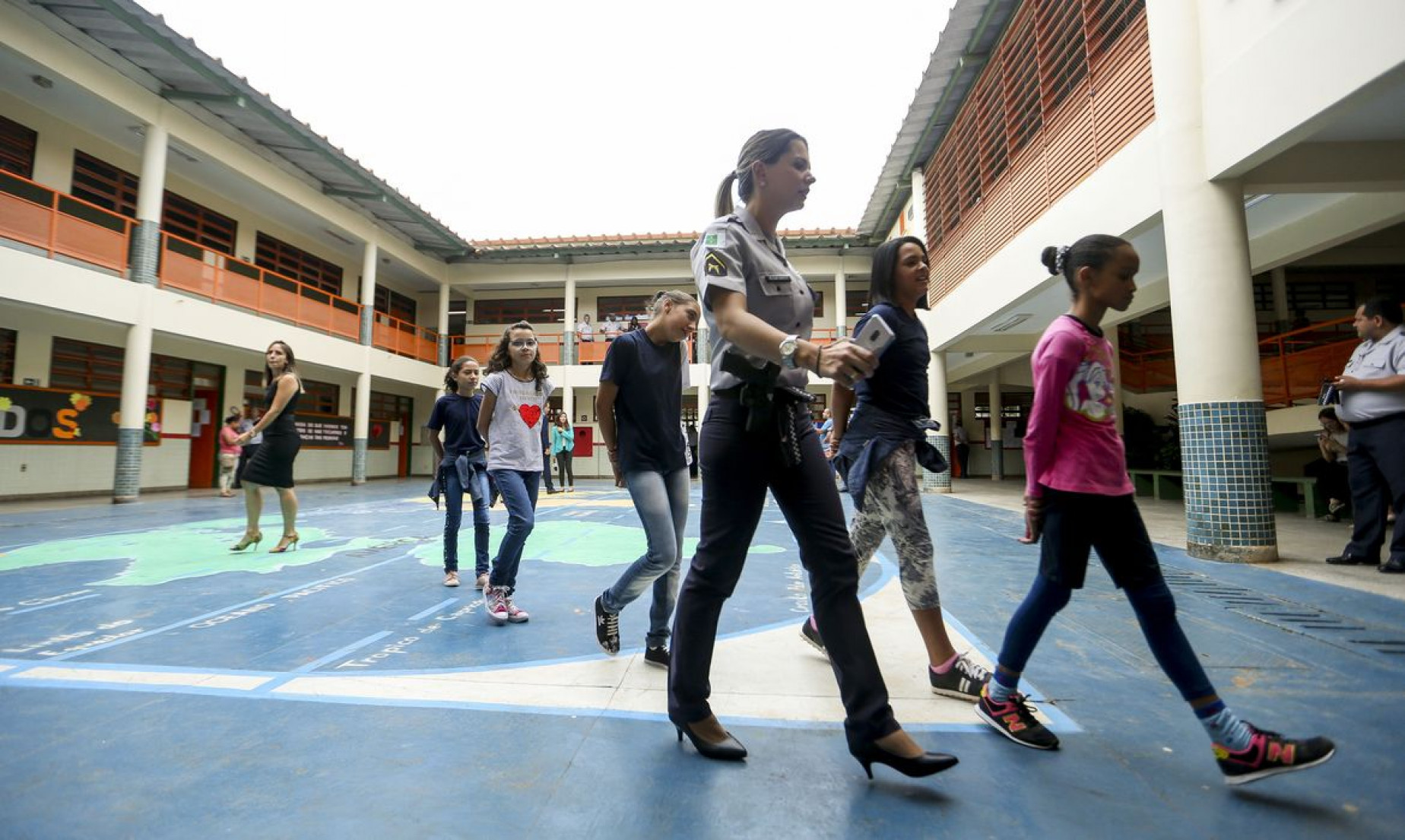 Estudantes se articulam contra o modelo cívico-militar em Minas Gerais