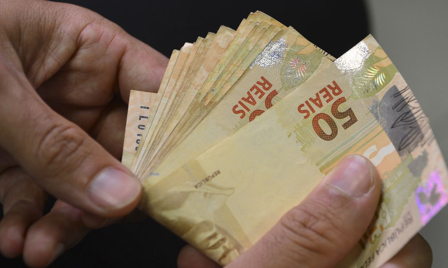 Caixa paga Bolsa Família a beneficiários com NIS de final 3