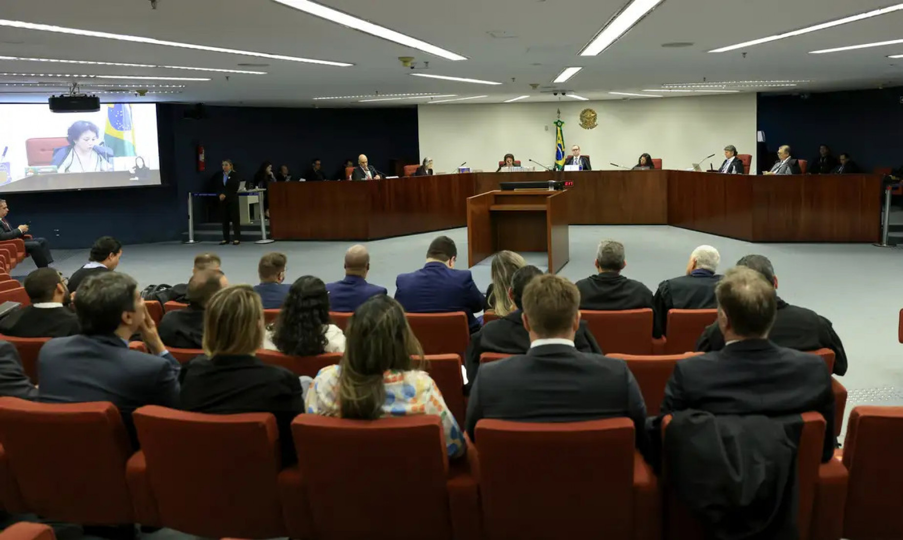 STF interroga kids pretos que são réus pela trama golpista 
