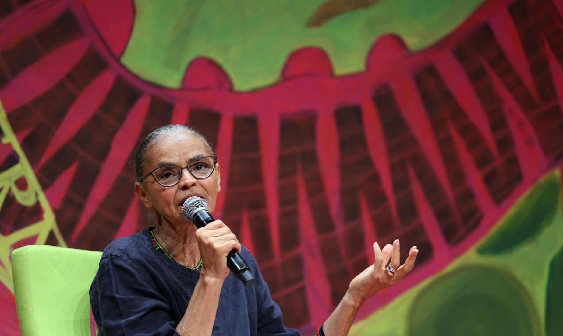 Marina Silva lota principais palcos da Festa Literária de Paraty