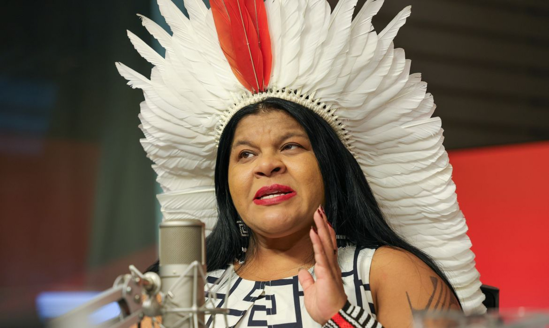 Ministra cobra de países desenvolvidos cumprimento do Acordo de Paris