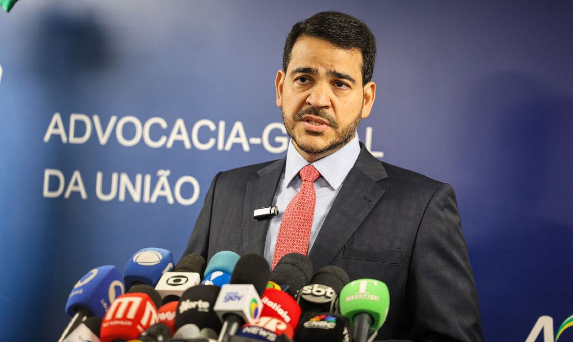 AGU defende no STF legalidade do banco de DNA de condenados 