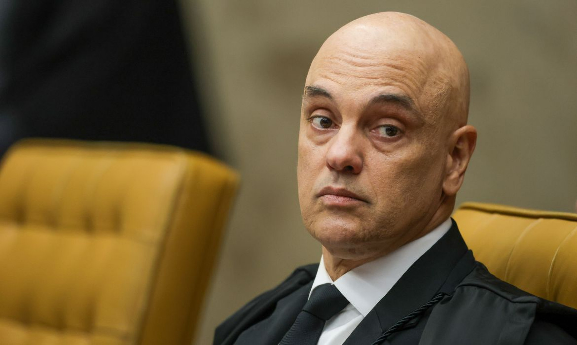 Não há chance de recuar um milímetro, diz Moraes ao Washington Post