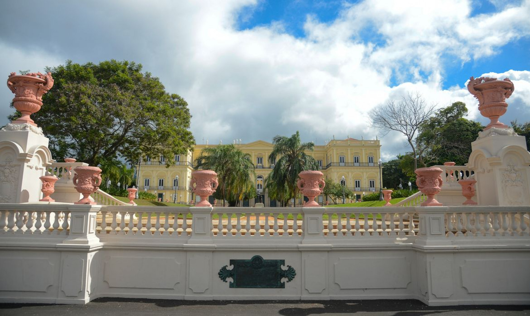 Caminhos da Reportagem mostra reconstrução do Museu Nacional no Rio