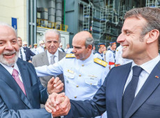 Lula e Macron se comprometem a mais diálogo para acordo Mercosul-UE