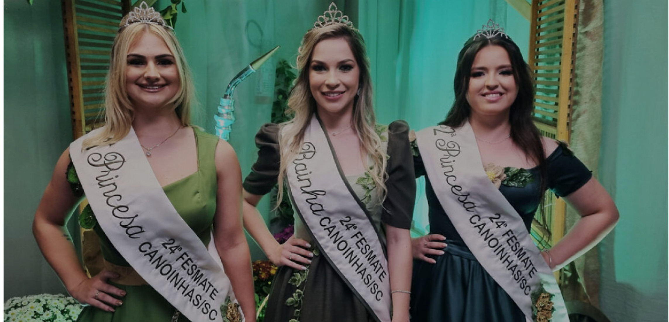 1ª Pricesa,Luciana Nunes. Rainha, Caroline Aparecida Ferreira. 2ª Princesa, Tatiana Aparecida de Oliveira.