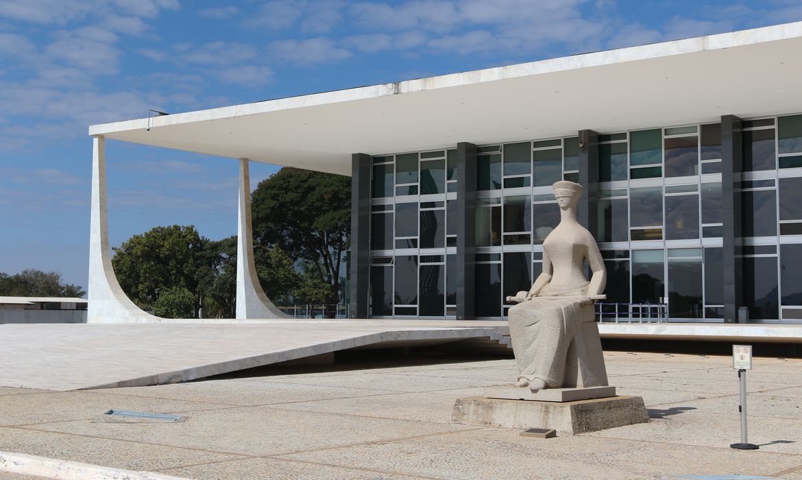 Ministros do STF elogiam recondução de Gonet à PGR