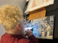 Artista com baixa visão fala da potência de pessoas com deficiência