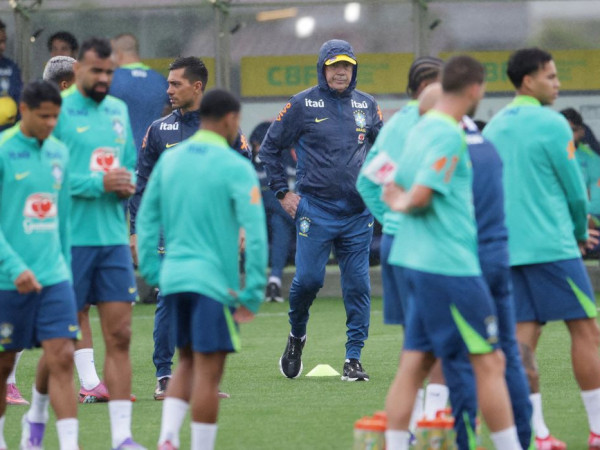 Eliminatórias: Brasil inicia preparação para jogo contra o Chile