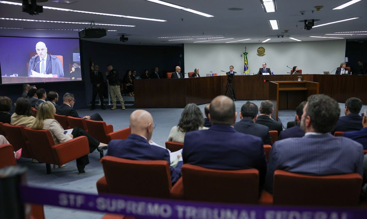 Defesa de Mauro Cid pede manutenção da delação premiada ao STF