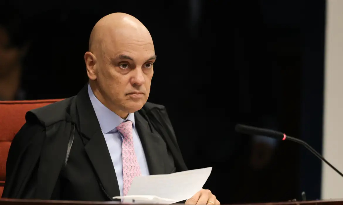 Moraes: não há dúvida sobre tentativa de golpe; Bolsonaro era líder
