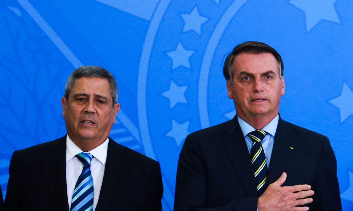 Trama golpista: STM diz que perda de patentes depende de ação do MP 
