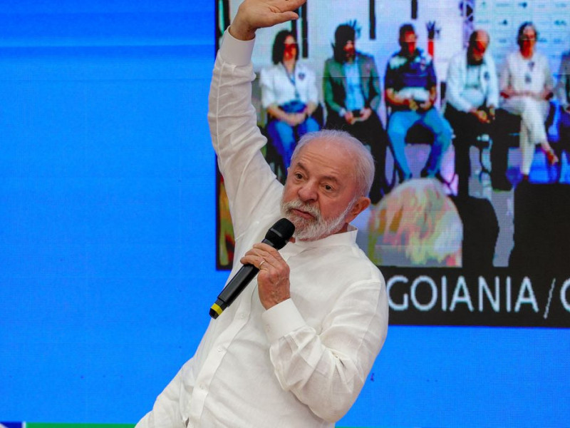 Lula lembra covid e diz que saúde não tem esquerda ou direita