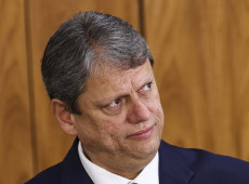 Moraes pede parecer da PGR sobre pedido para investigar Tarcísio