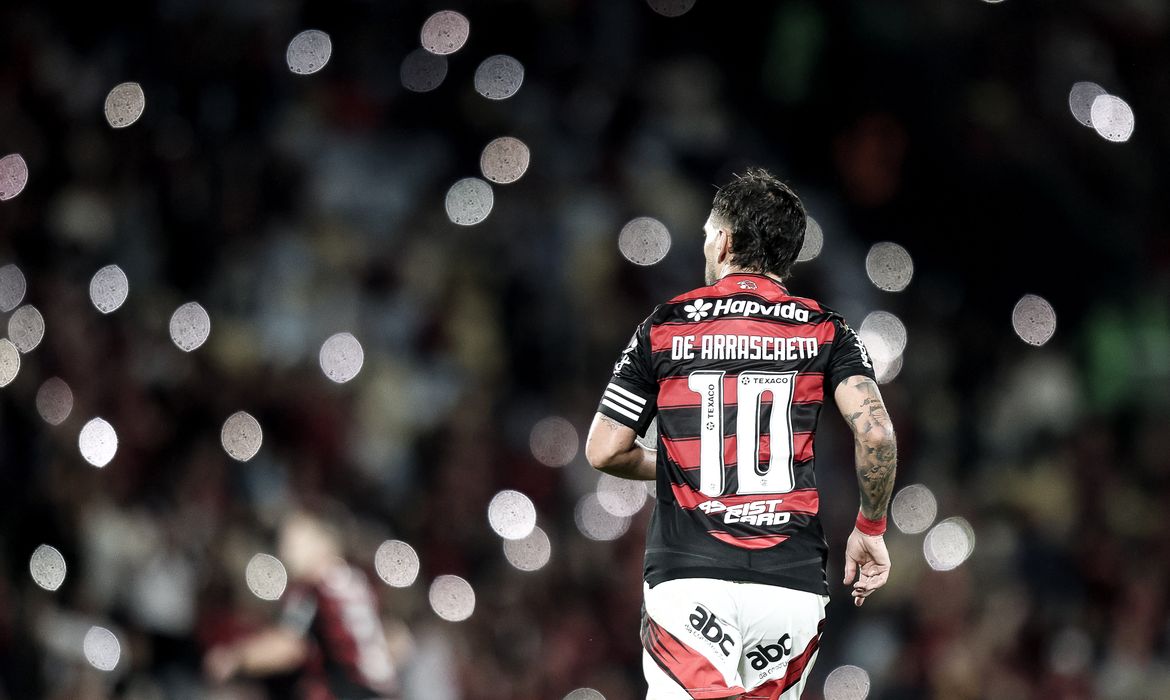 Flamengo enfrenta Estudiantes pela Libertadores no Maracanã