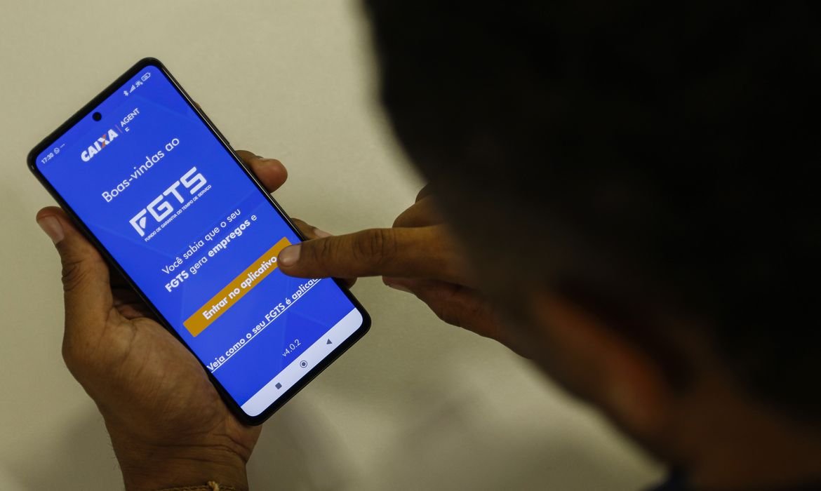 Saque-aniversário do FGTS: veja o que muda com as novas regras 