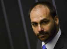 PGR diz que deputados não podem pedir prisão de Eduardo Bolsonaro