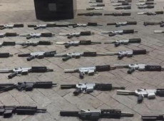 Operação desarticula organização que produzia armas para facções do RJ