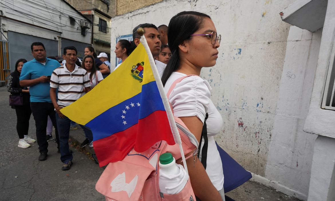 Ação dos EUA na Venezuela é precedente perigoso, dizem analistas