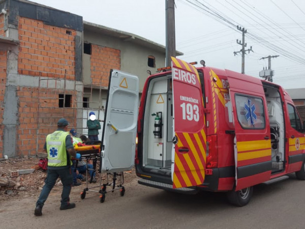 Acidente ocorreu enquanto a vítima realizava verificação de laje em empresa no bairro Área Industrial