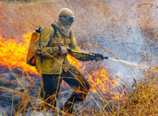 Raios provocam novo foco de incêndio na Chapada dos Veadeiros
