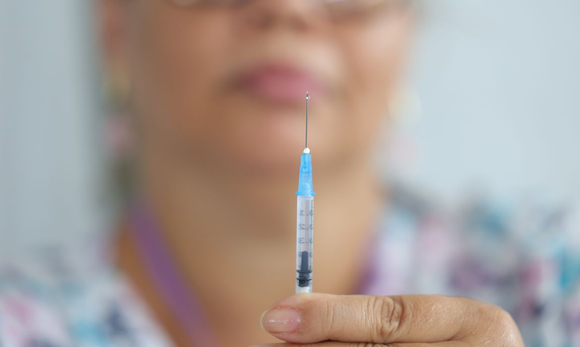 Fiocruz celebra dia da multivacinação com valorização da ciência