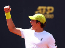 João Fonseca vence estreia contra atual campeão do ATP 500 da Basileia