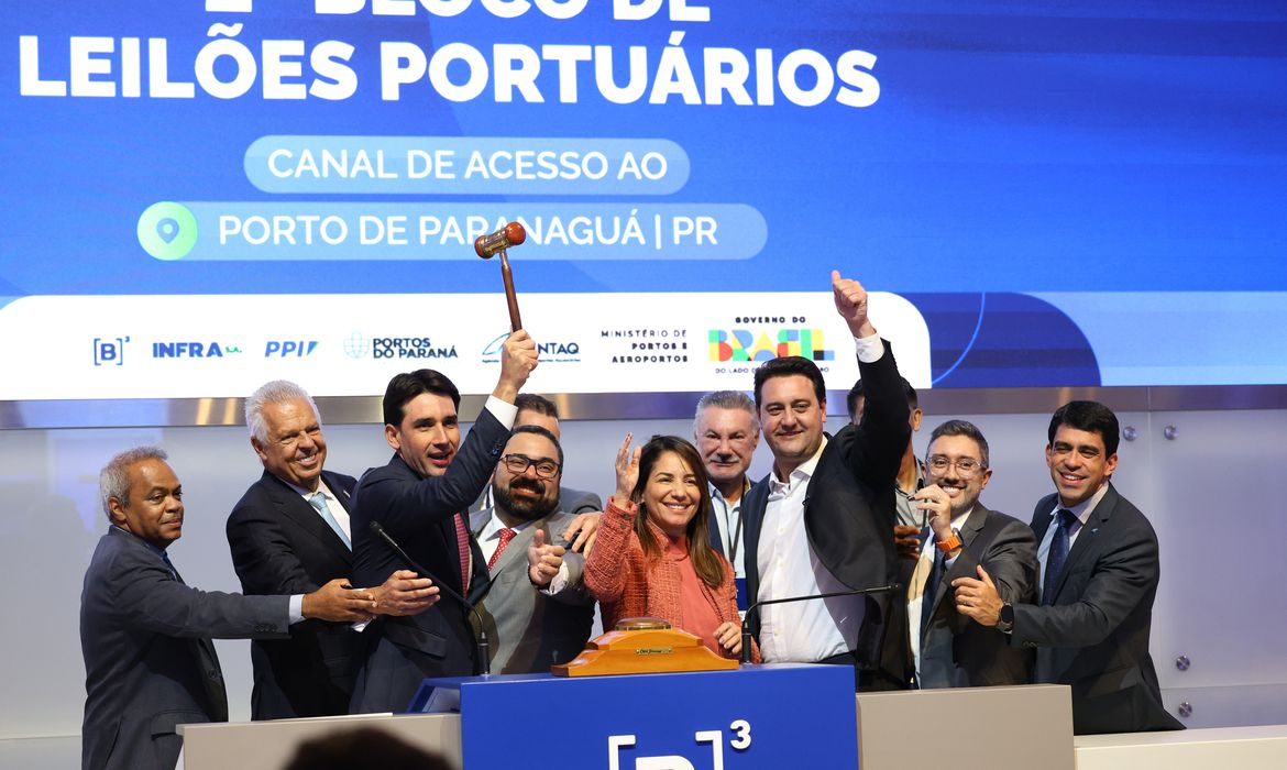 Modelo do Porto de Paranaguá deve inspirar mais leilões, diz ministro