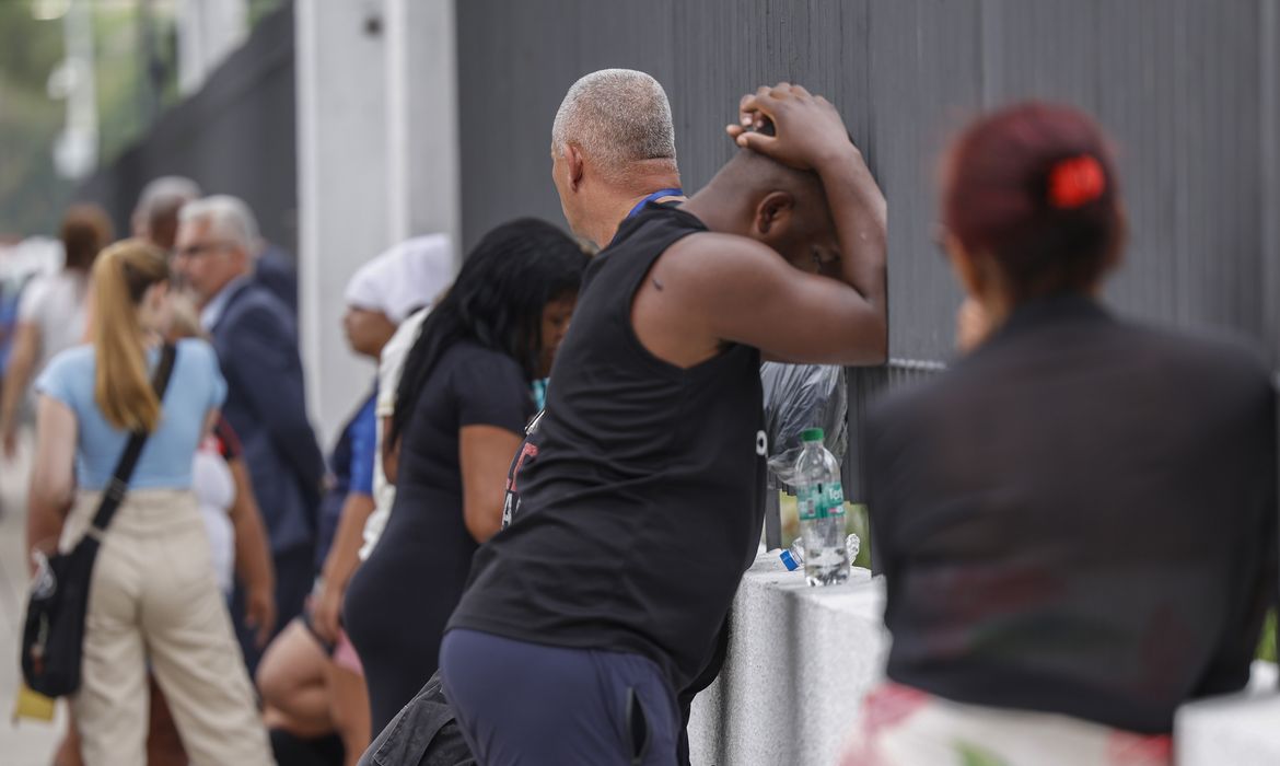 Operação pode superar massacre do Carandiru em violações, diz deputada