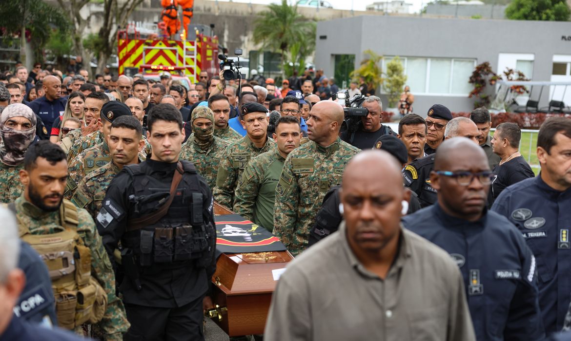 Sindicato lamenta morte de quatro policiais no Rio